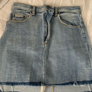 Wilfred Free Denim Skirt